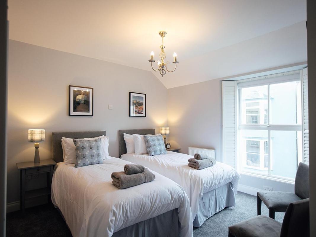 The Townhouse Hotell Tenby Rum bild