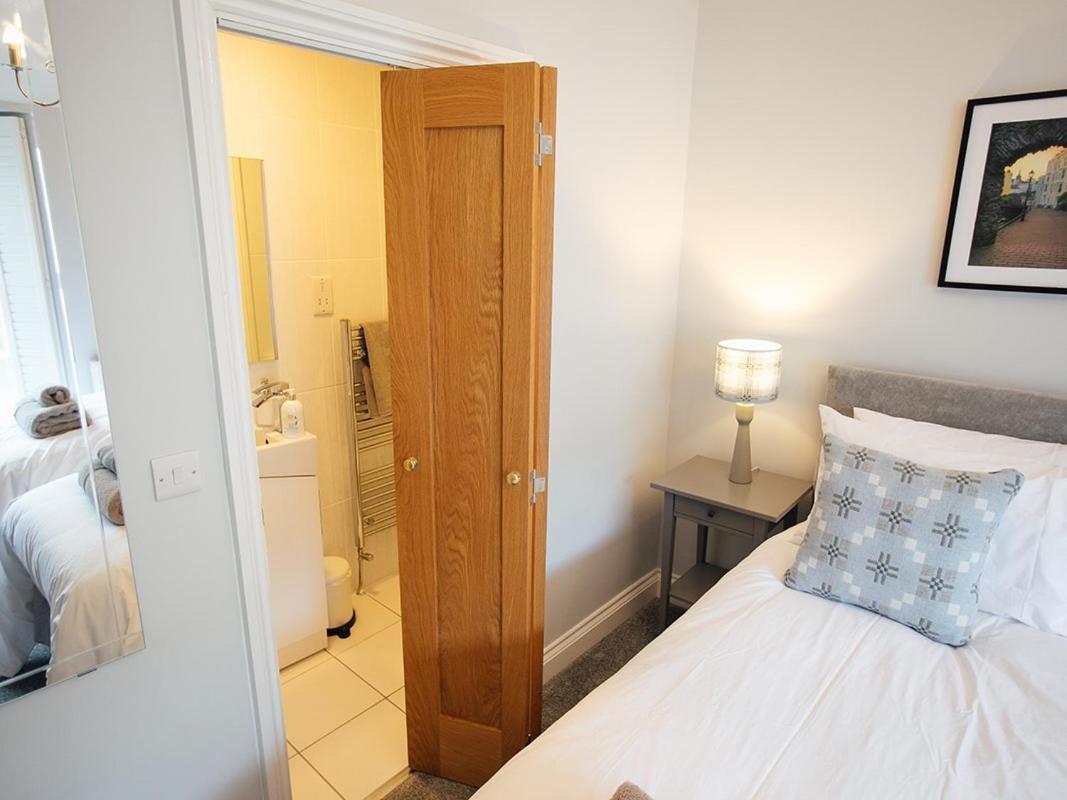 The Townhouse Hotell Tenby Rum bild